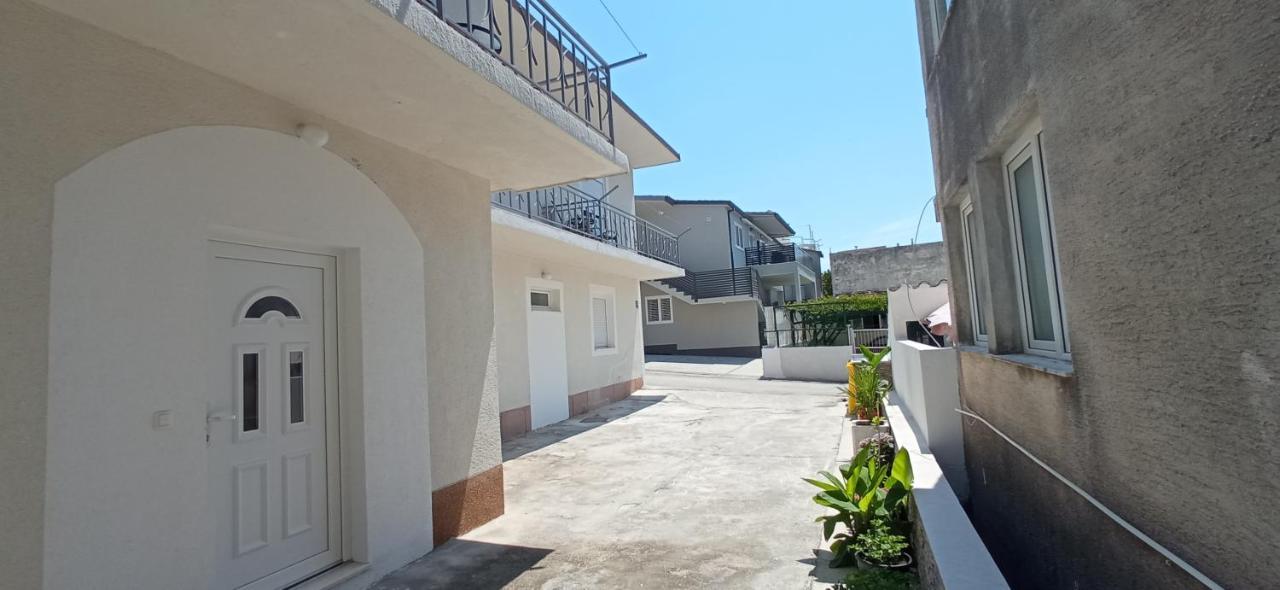 E&A Apartamento Baška Voda Exterior foto