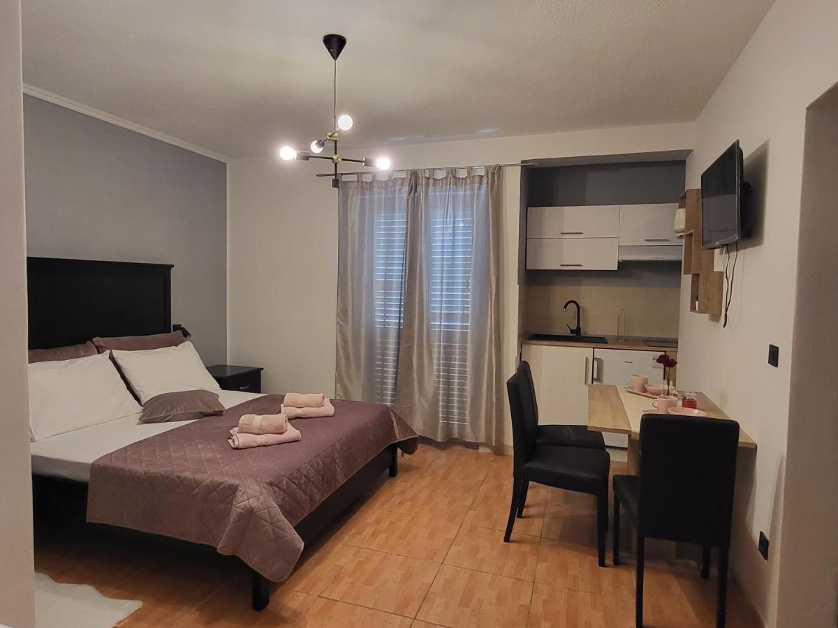 E&A Apartamento Baška Voda Exterior foto