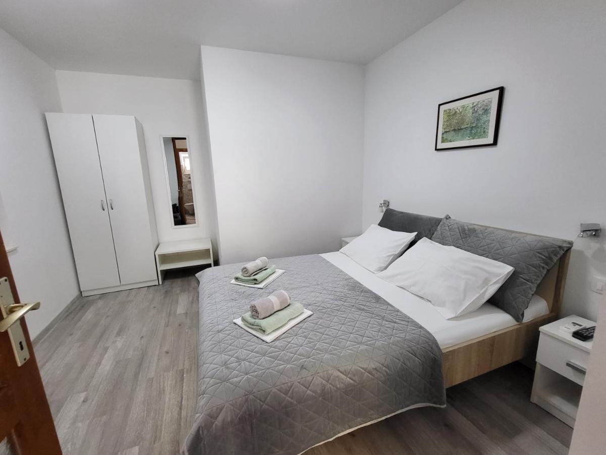 E&A Apartamento Baška Voda Exterior foto