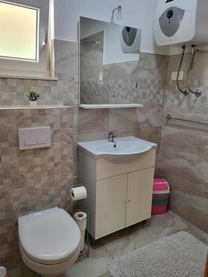 E&A Apartamento Baška Voda Exterior foto