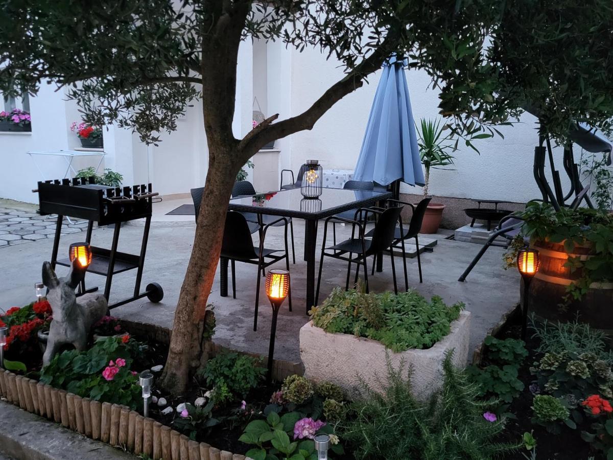 E&A Apartamento Baška Voda Exterior foto